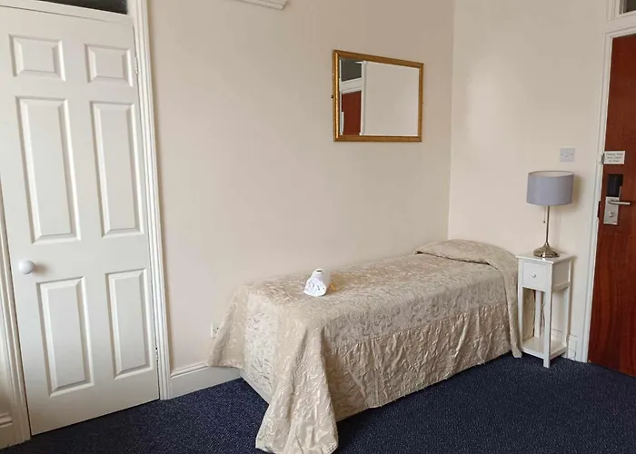 Hotel St Simeon London